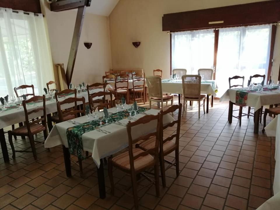 La Chaumiere Du Lac Rillé Exterior foto